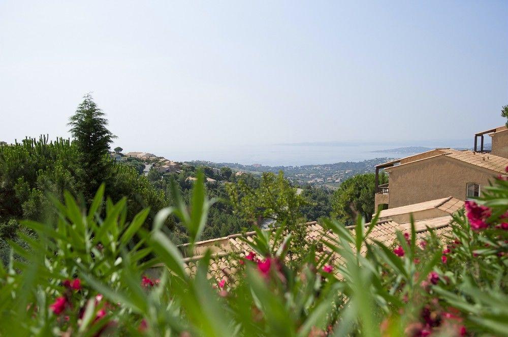 Résidence Pierre&Vacances Cap Hermès Fréjus Extérieur photo