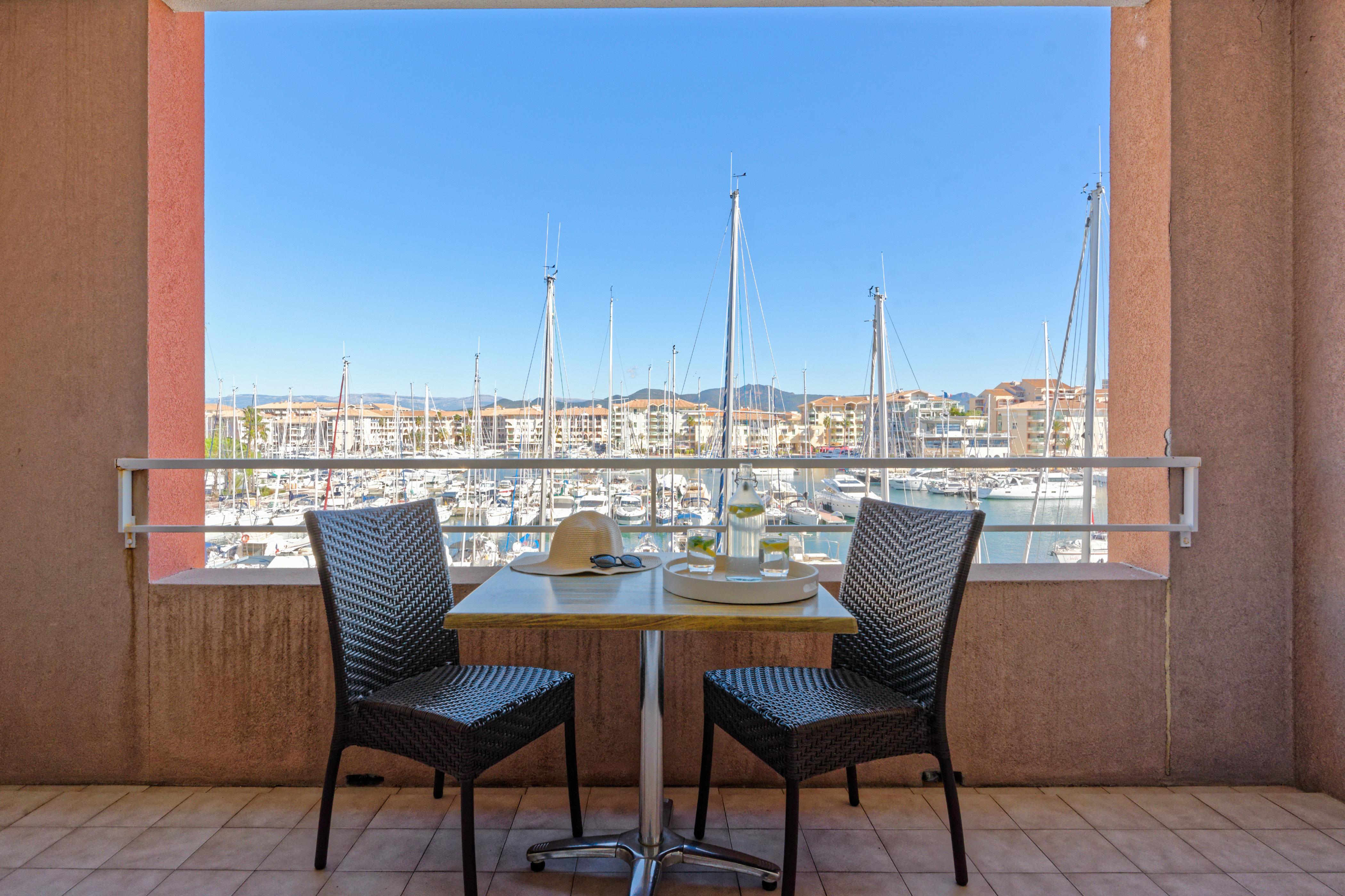 Résidence Pierre&Vacances Cap Hermès Fréjus Extérieur photo