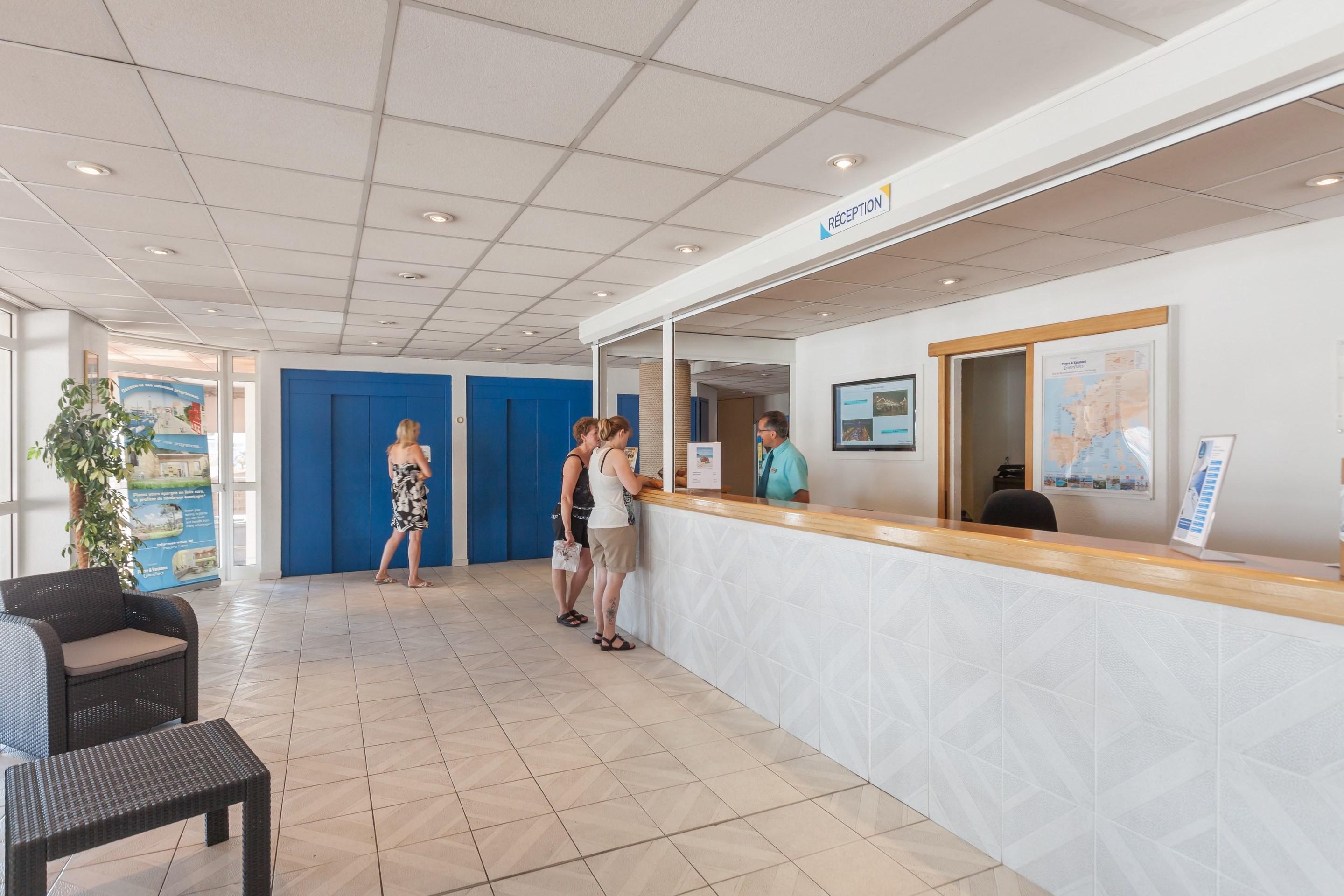 Résidence Pierre&Vacances Cap Hermès Fréjus Extérieur photo