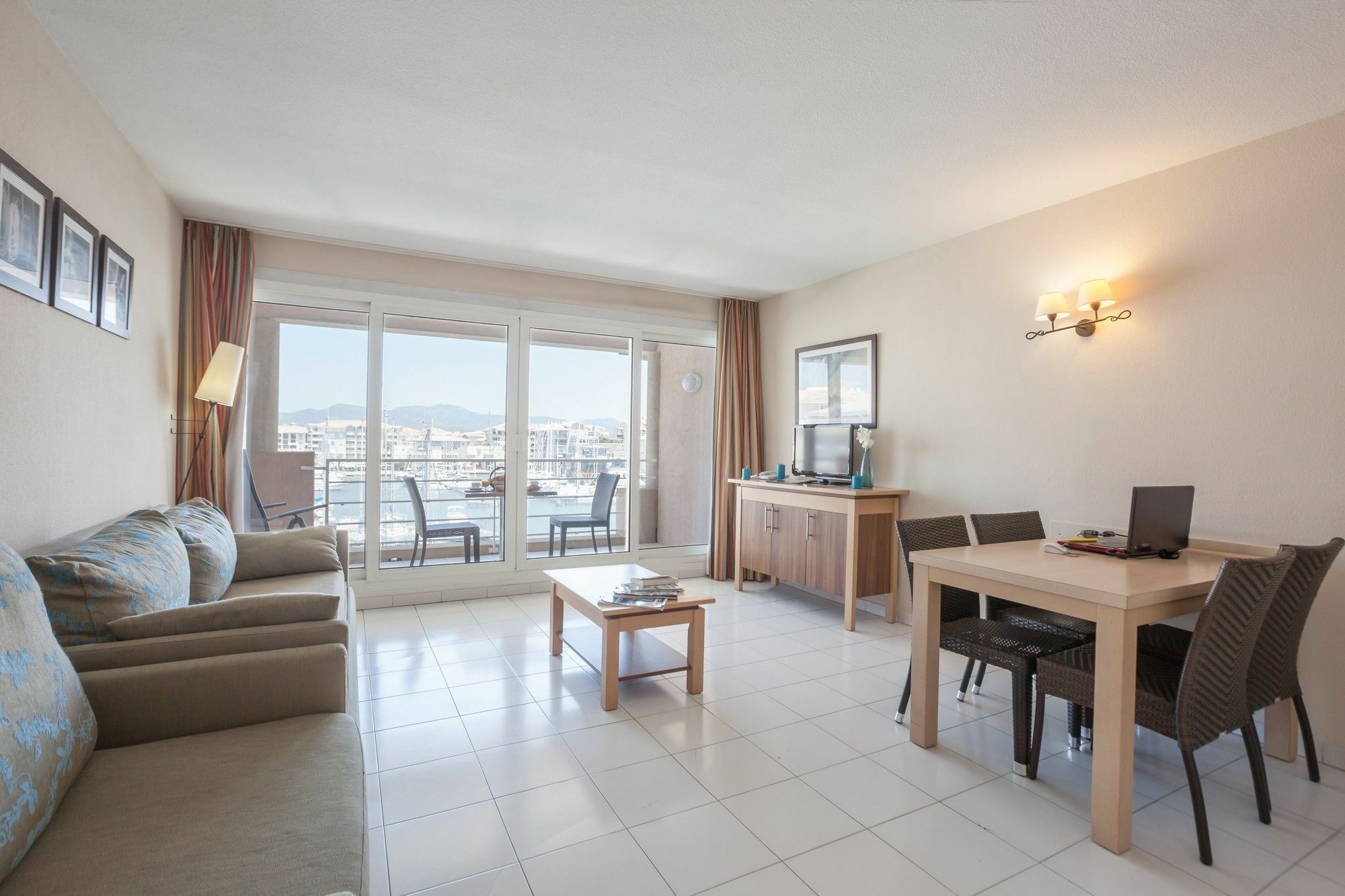 Résidence Pierre&Vacances Cap Hermès Fréjus Extérieur photo
