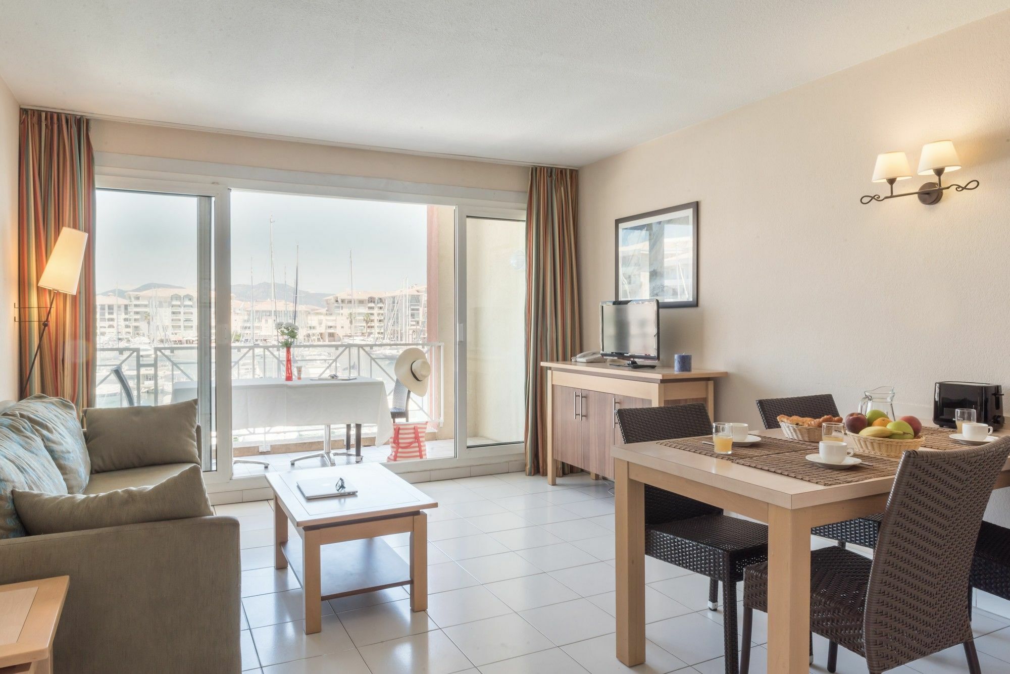 Résidence Pierre&Vacances Cap Hermès Fréjus Extérieur photo