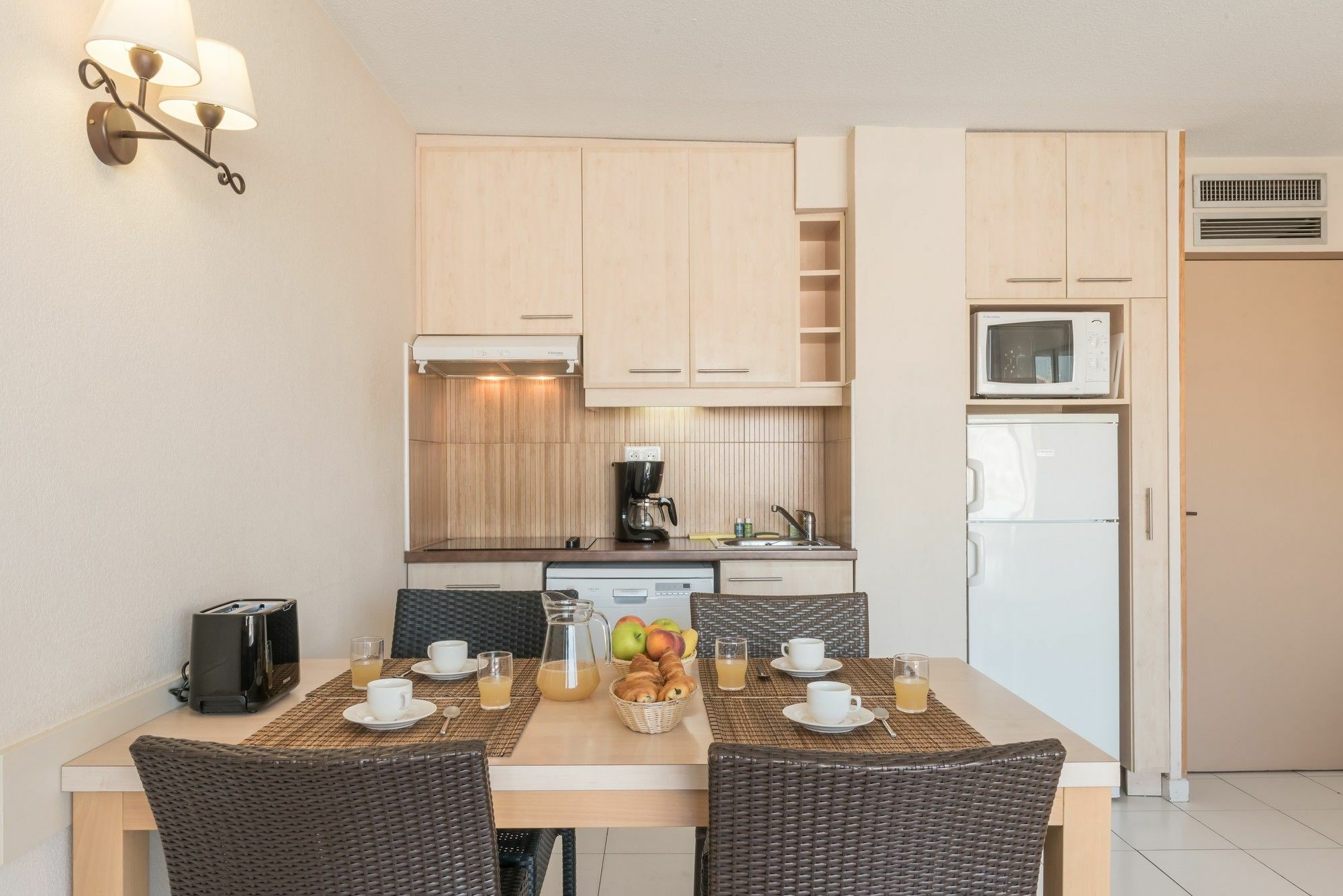 Résidence Pierre&Vacances Cap Hermès Fréjus Extérieur photo