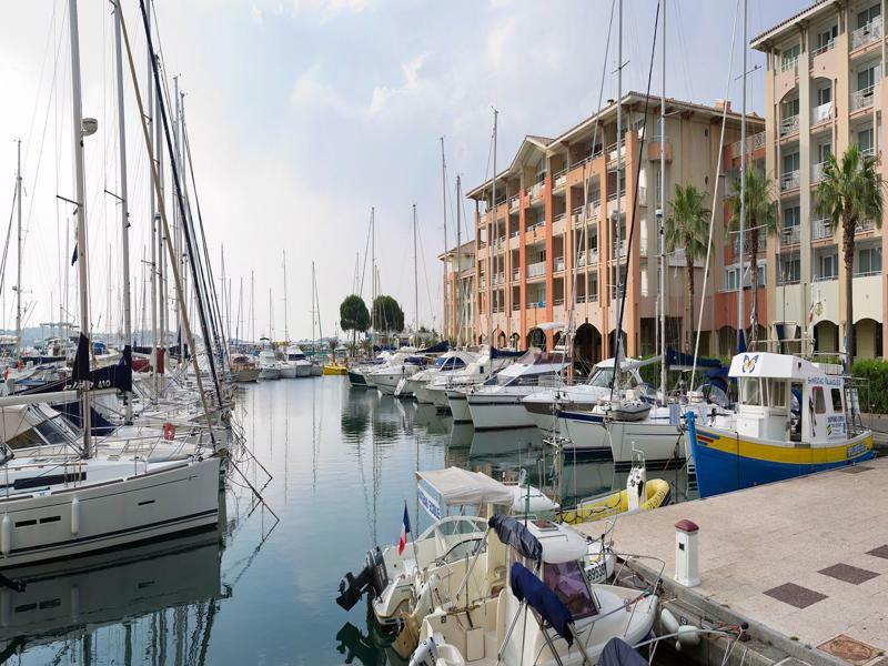 Résidence Pierre&Vacances Cap Hermès Fréjus Extérieur photo